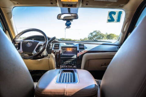 2012 Cadillac Escalade Luxury