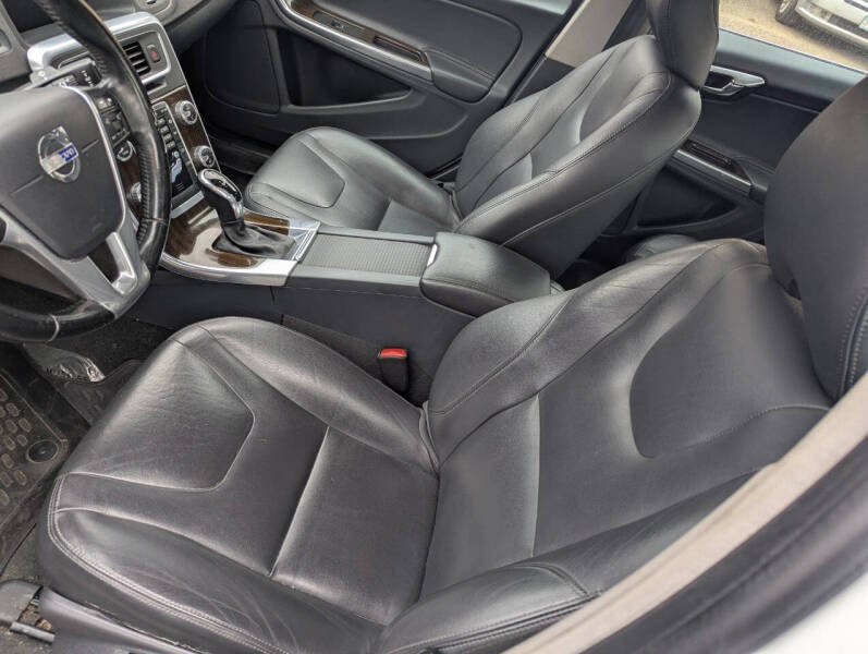 2015 Volvo S60 T5 Premier