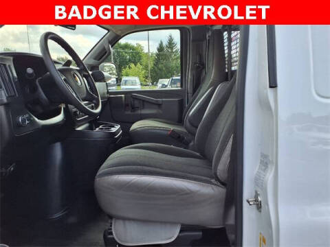 2023 Chevrolet Express 2500