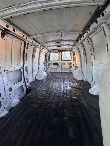 2019 Chevrolet Express 2500