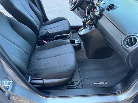 2014 Mazda MAZDA2 Sport