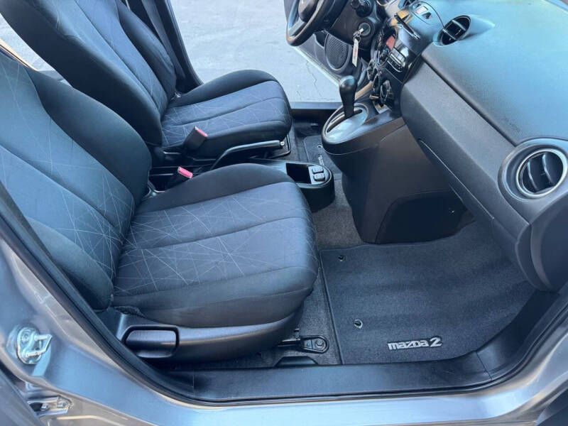 2014 Mazda MAZDA2 Sport