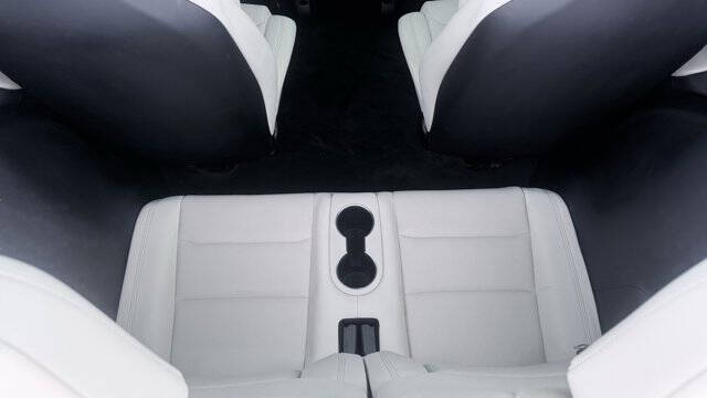 2023 Tesla Model X Standard Range