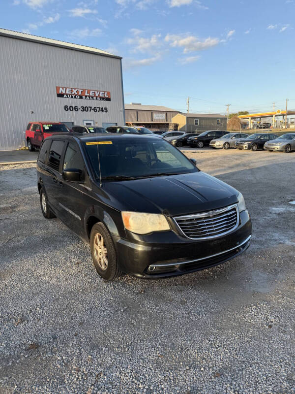 2012 Chrysler Town and Country Touring