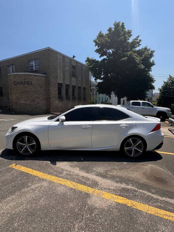 2017 Lexus IS 300