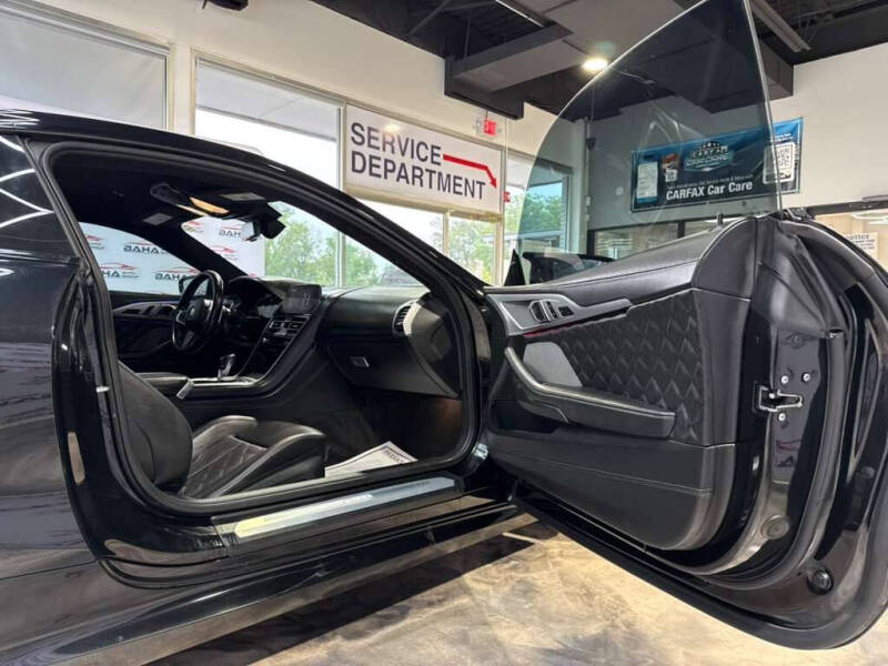 2020 BMW M8