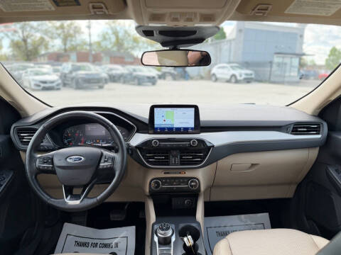 2020 Ford Escape SEL