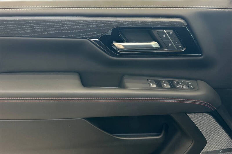 2025 GMC Yukon XL AT4 Ultimate