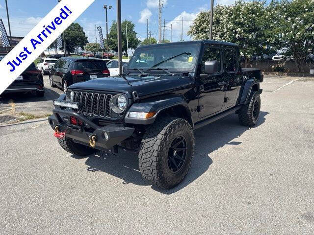 2025 Jeep Gladiator NightHawk