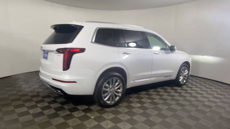 2025 Cadillac XT6 Premium Luxury