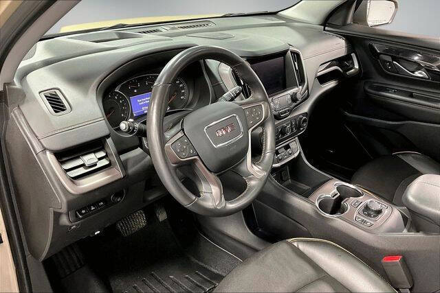 2022 GMC Terrain AT4