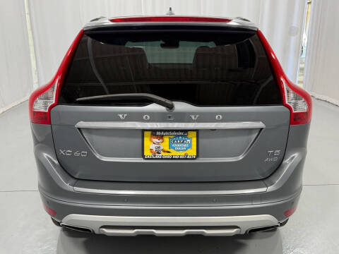 2017 Volvo XC60 T5 Dynamic