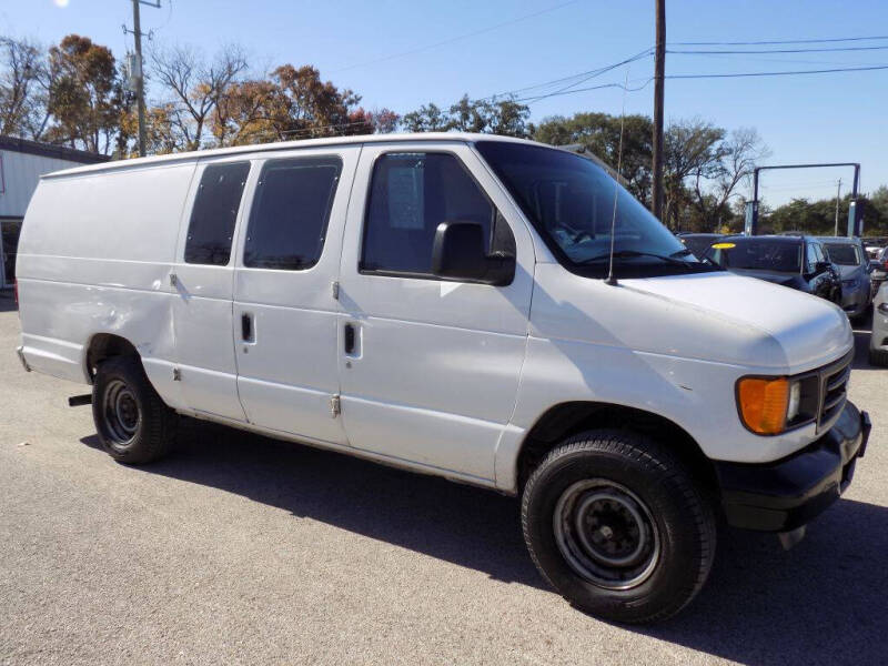 2005 Ford E-Series E-250