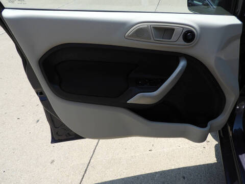 2013 Ford Fiesta SE