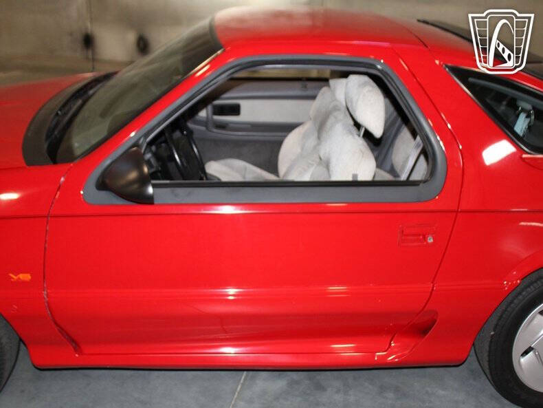 1993 Dodge Daytona ES