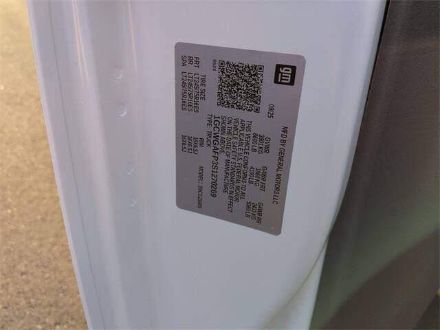 2025 Chevrolet Express 2500