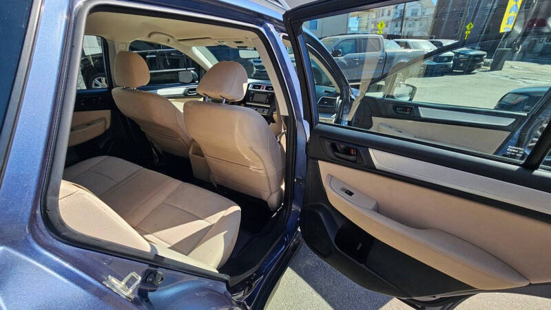 2017 Subaru Outback 2.5i