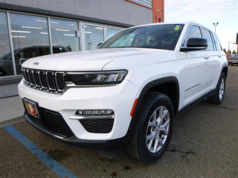 2022 Jeep Grand Cherokee for sale at Torgerson Auto Center in Bismarck ND