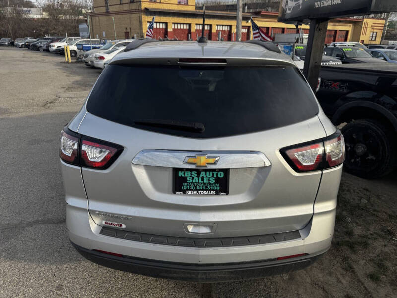 2017 Chevrolet Traverse LS