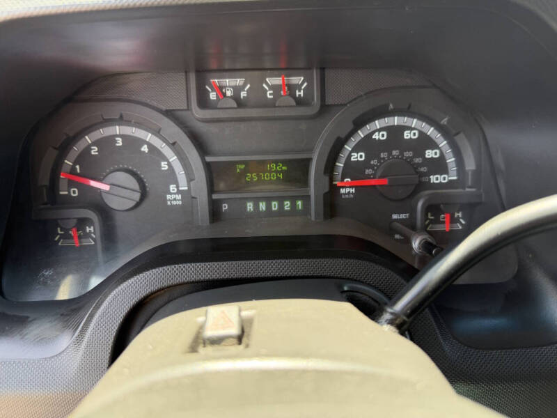 2013 Ford E-Series E-250