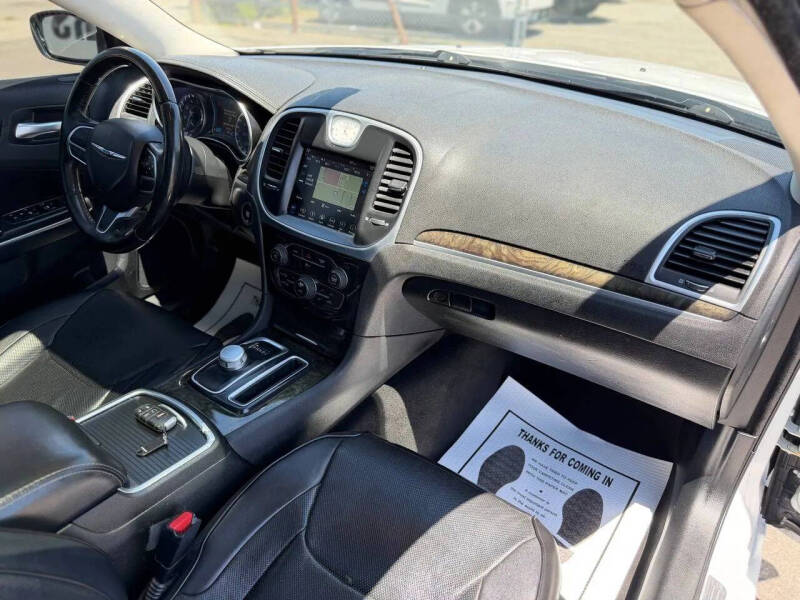 2019 Chrysler 300 Limited