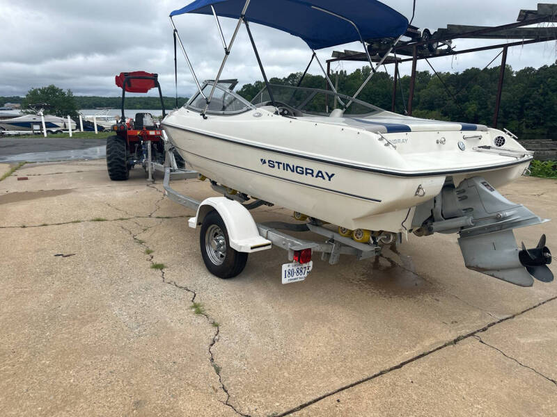 2005 Stingray Boats 180 RX