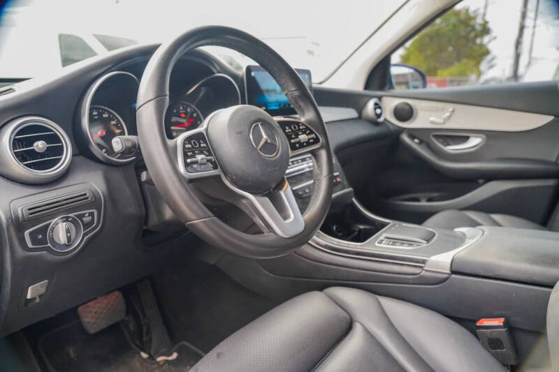 2021 Mercedes-Benz GLC GLC 300