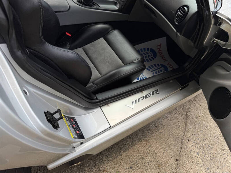 2010 Dodge Viper SRT-10