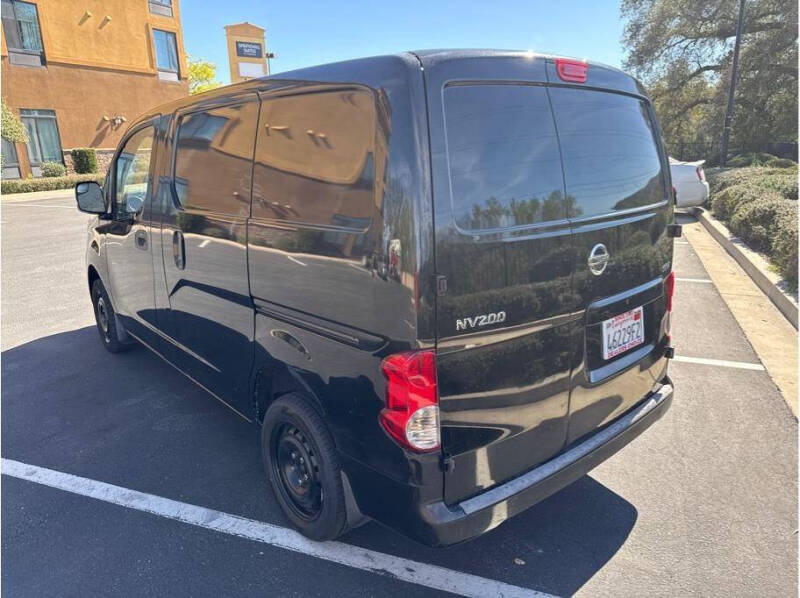2017 Nissan NV200
