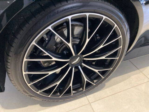 2023 Aston Martin Vantage