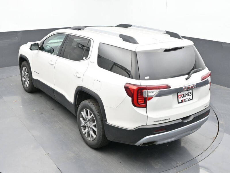 2021 GMC Acadia SLT
