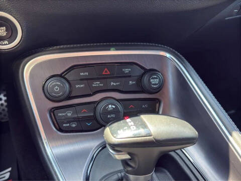 2017 Dodge Challenger