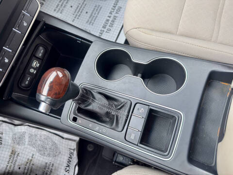2017 Kia Sorento LX
