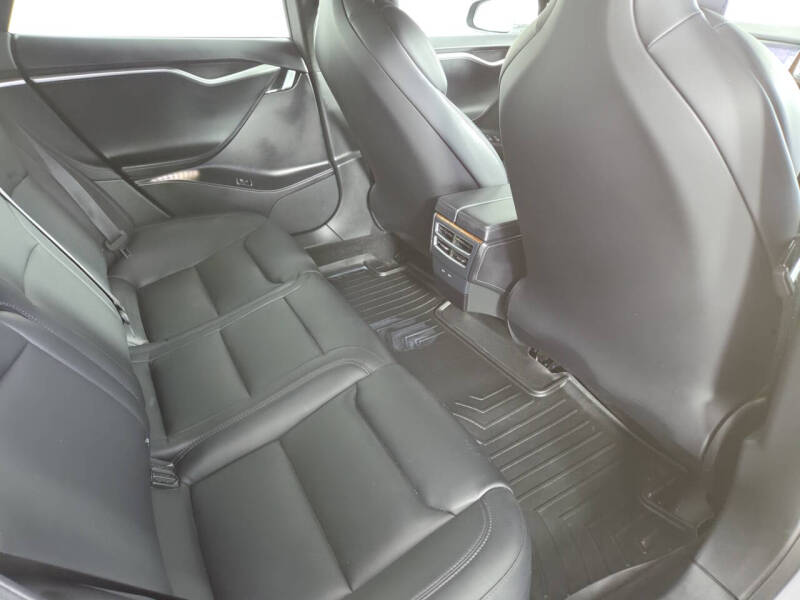2017 Tesla Model S 75D
