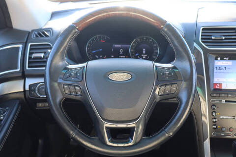 2017 Ford Explorer Platinum