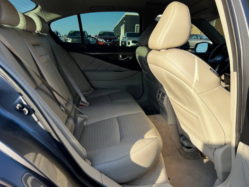 2014 Infiniti Q50 Hybrid Sport