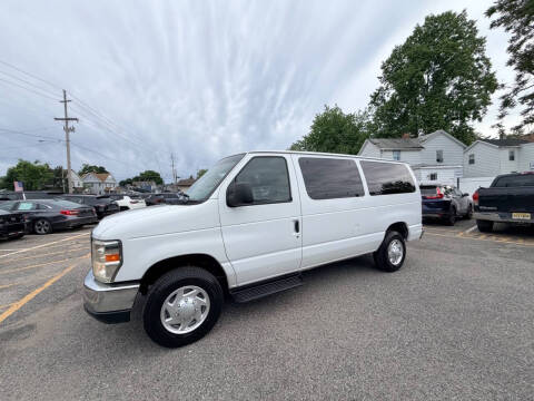 2012 Ford E-Series E-350 SD XLT