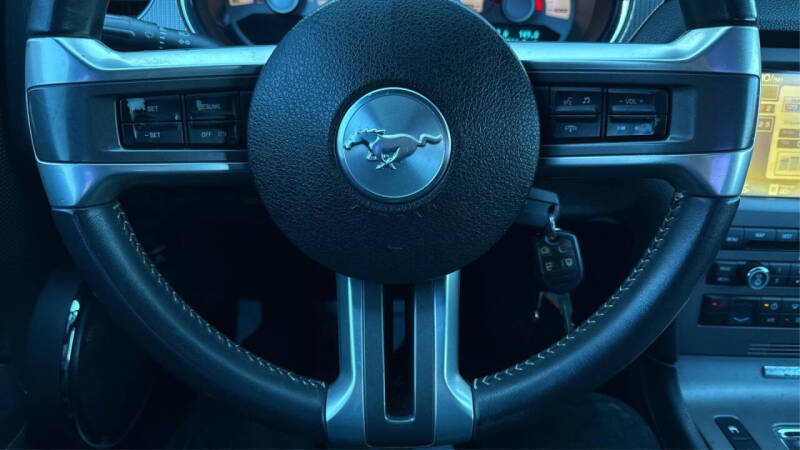 2011 Ford Mustang GT Premium