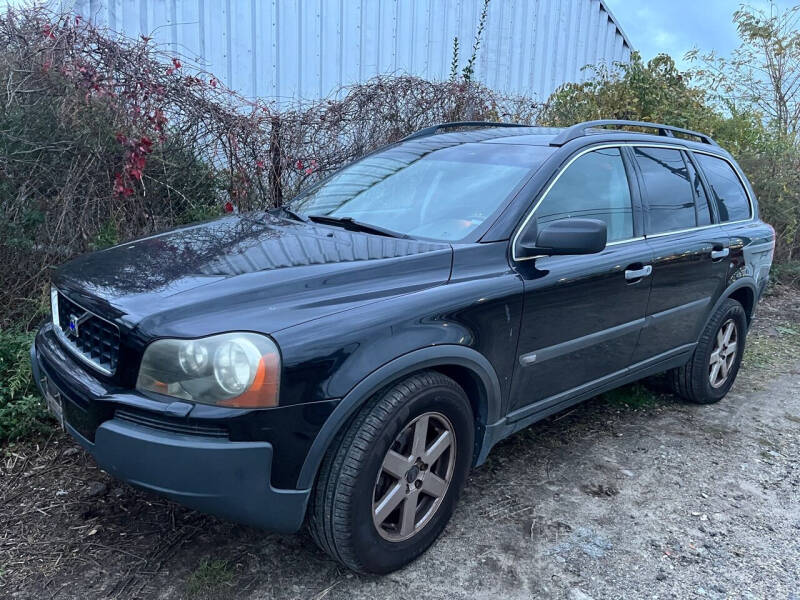 2004 Volvo XC90 for sale at Autos Under 5000 + JR Transporting in Island Park NY