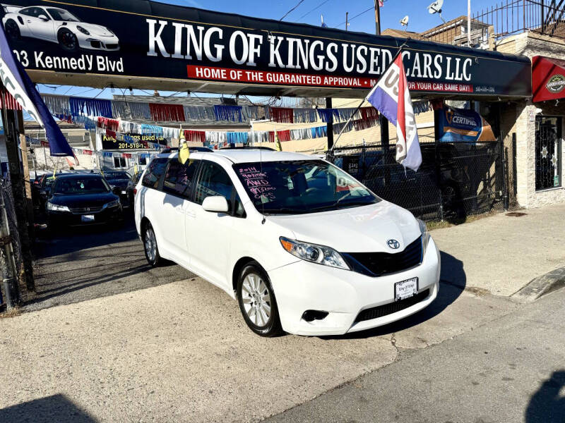 2014 Toyota Sienna LE