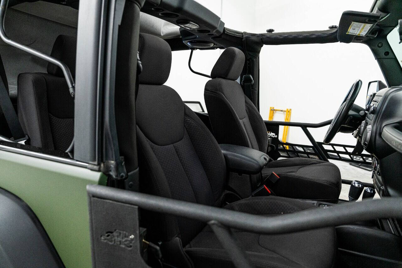 2013 JEEP Wrangler SUV / Crossover - $24,999