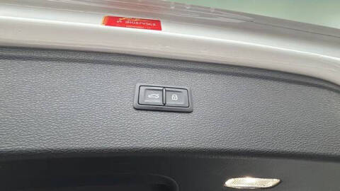 2020 Audi SQ5 3.0T quattro Prestige