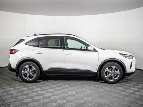 2025 Ford Escape Hybrid ST-Line Select