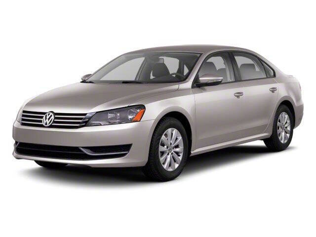 2013 Volkswagen Passat SEL's photo
