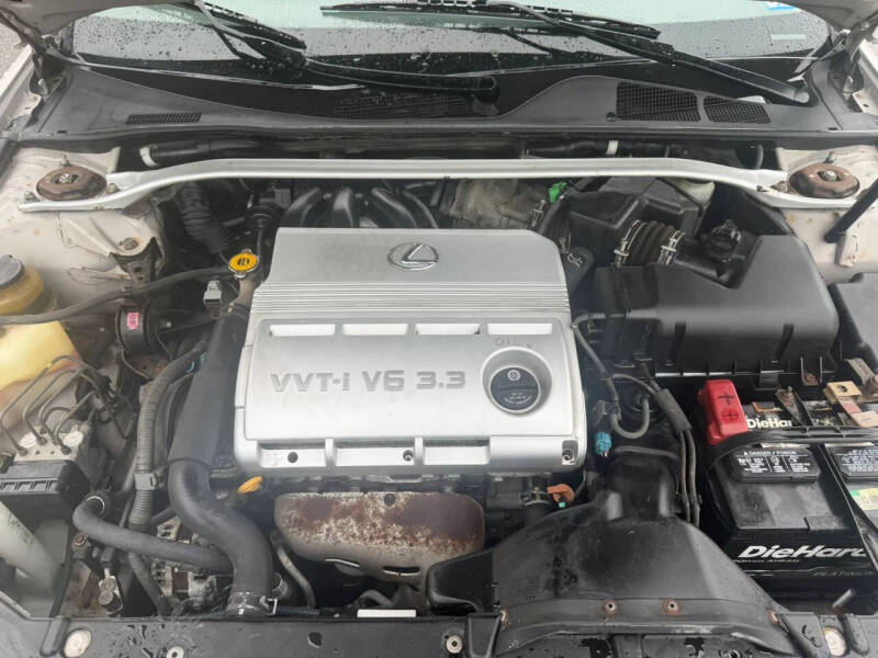 2004 Lexus ES 330