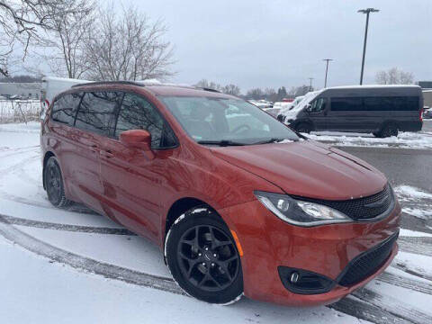 2018 Chrysler Pacifica Touring L Plus