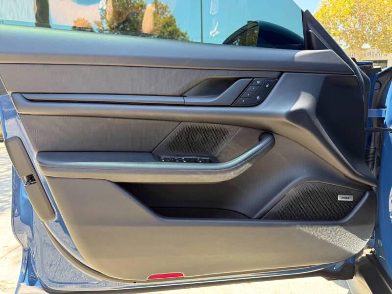 2022 Porsche Taycan