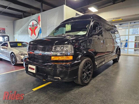 2022 Chevrolet Express 2500