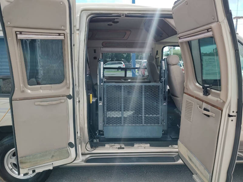 2007 Ford E-Series E-150