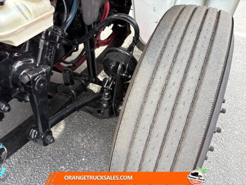 2016 Freightliner M2 106